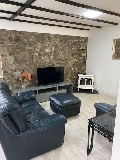 Beautiful Renovated Former Coach House Llandeilo Zewnętrze zdjęcie