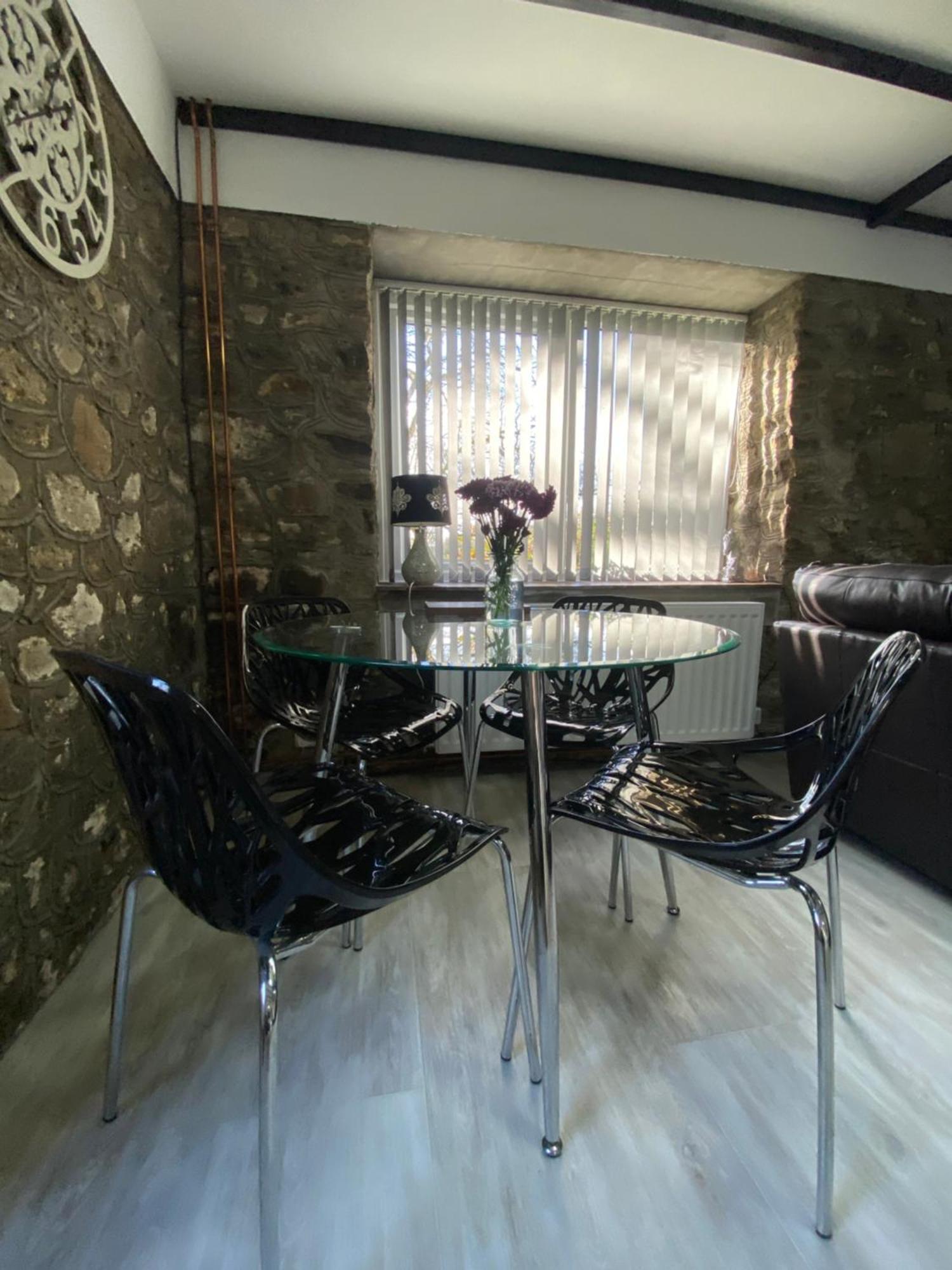 Beautiful Renovated Former Coach House Llandeilo Zewnętrze zdjęcie